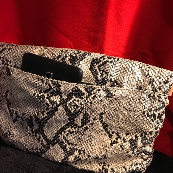 Natural python convertible clutch - Picture 6 of 8